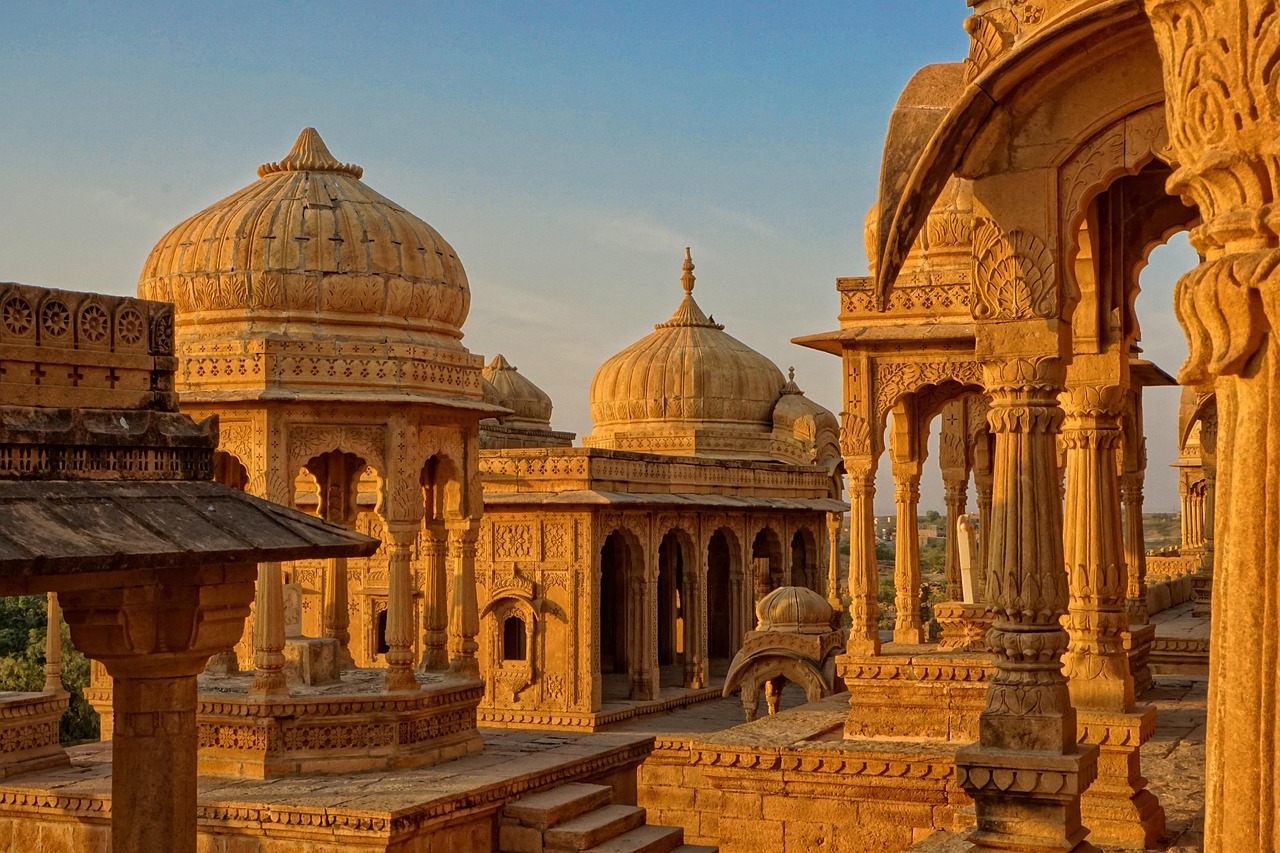 Exclusive Real Money Poker Sites India vs MelBet: Which Is Better for Indians in 2027?